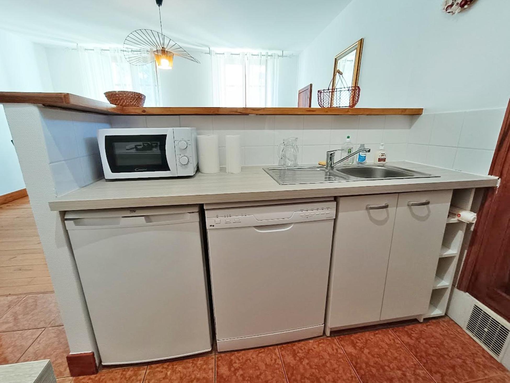Le Petit Cerf, T3, Wifi, Cave Lägenhet Bagnères-de-Luchon Exteriör bild